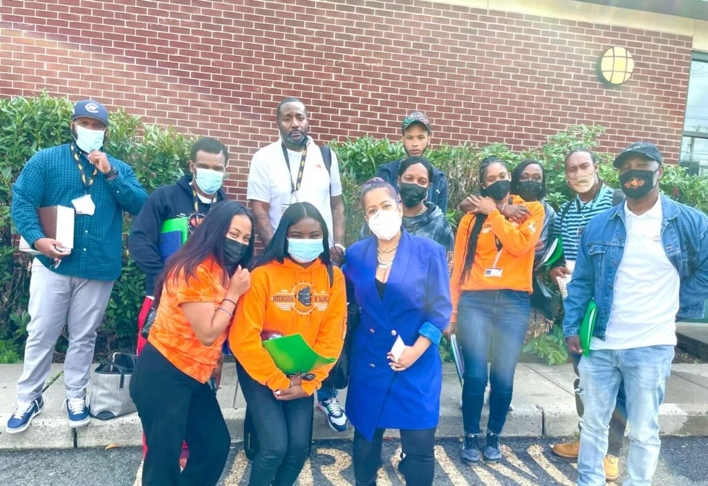 240591760_10226782107678726_4155825704460807014_n (1)