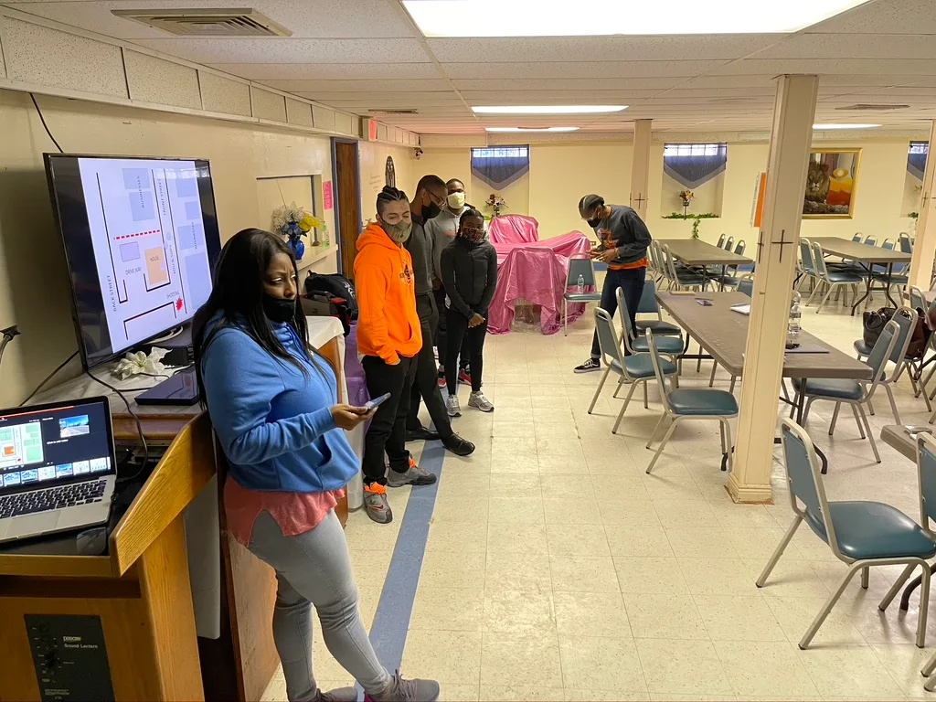 B306ADE7-FFB7-4800-A75F-68A4DFDF0512_1_105_c