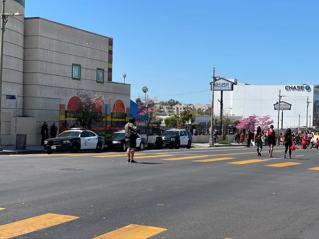 F6A3FA4A-07B8-485D-8141-A64F2B164E5B_1_105_c