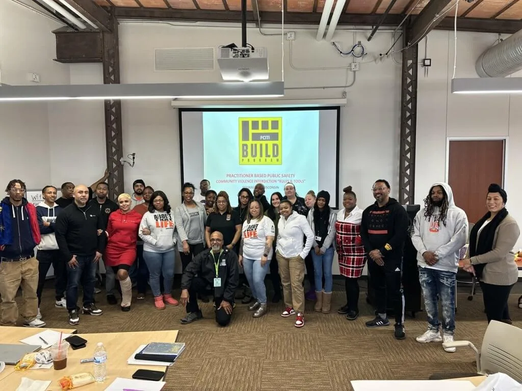 000203B9-BCE4-41D0-A0FD-AA0063CEE473 Large