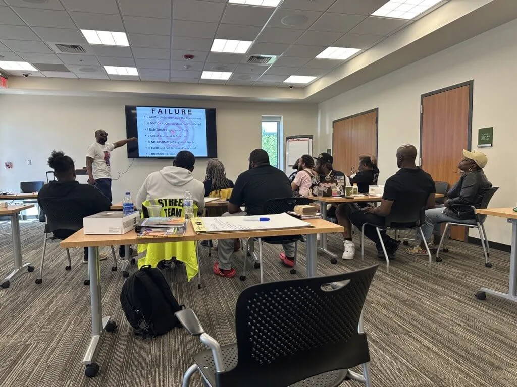 002BC09E-C81A-4CB4-BFDD-3685527F7CE9 Large