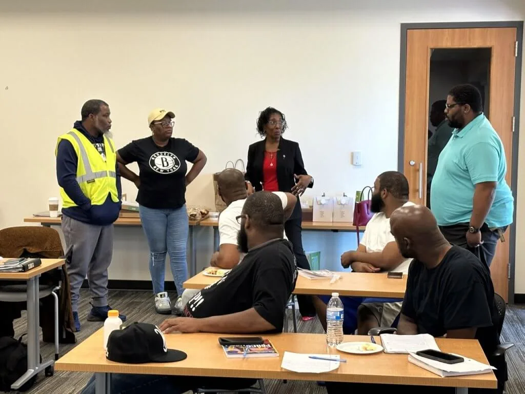 0A05255E-648D-4CBC-9544-5F470BD66DA2 Large