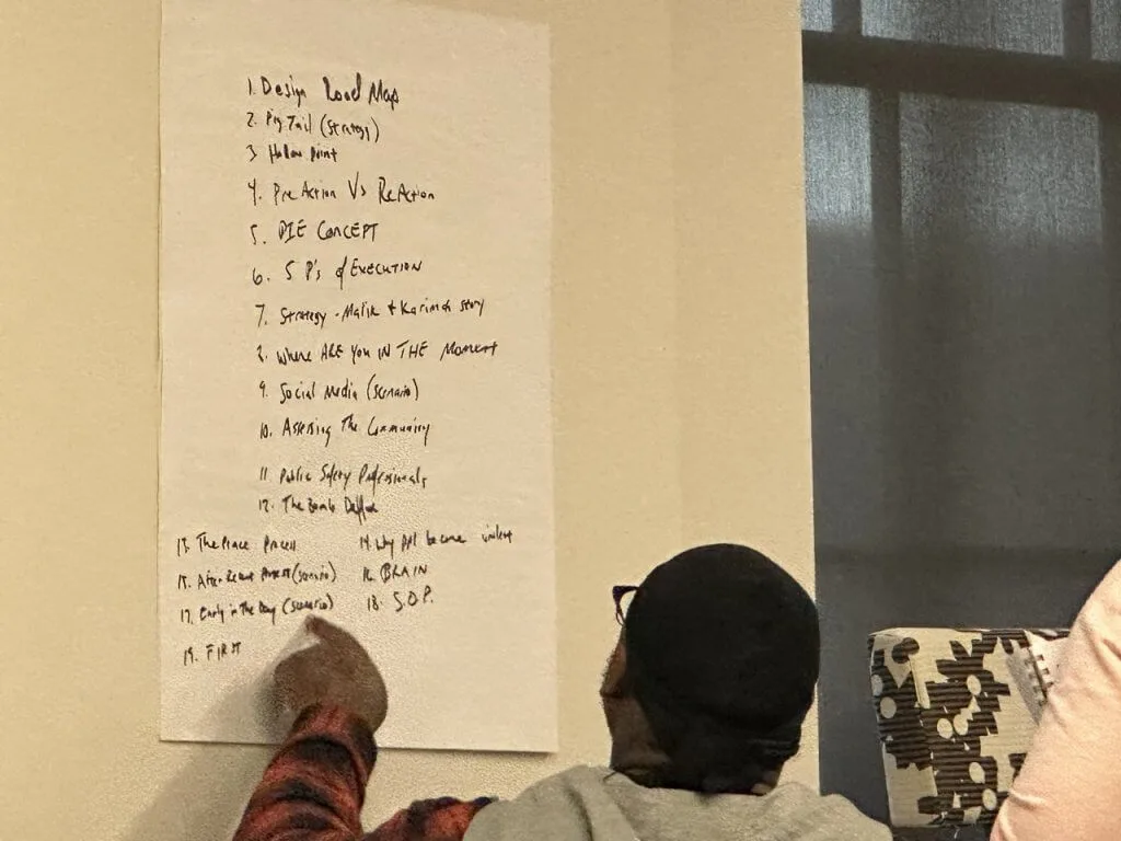 9633FDD4-C607-4E27-BE7E-4D31C22AE3C7 Large