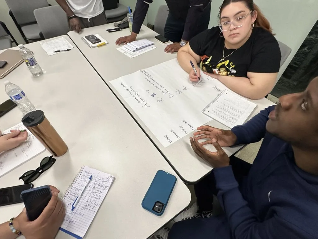 F51C4E36-6BC0-40C0-AA90-A8DFD8D81B1D Large