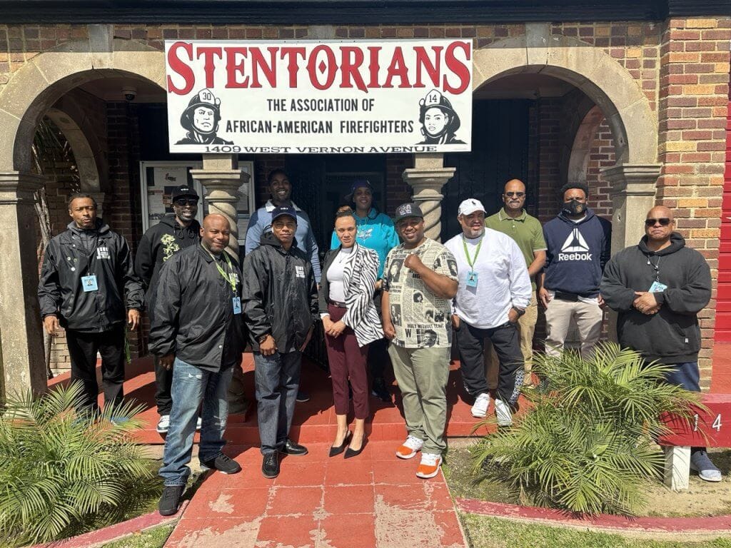 00A92E8B-C8B9-4D7A-A898-027FCB8B8A21 Large