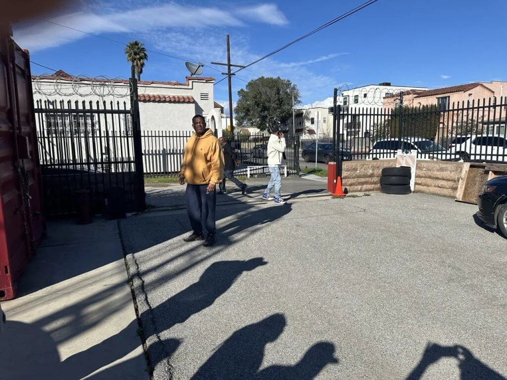 2380A2AE-AA8B-4F57-9E43-F5D5AEB07AD0 Large