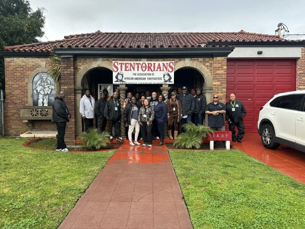 4E449393-5325-49D0-AC25-74B37C3092F8 Large