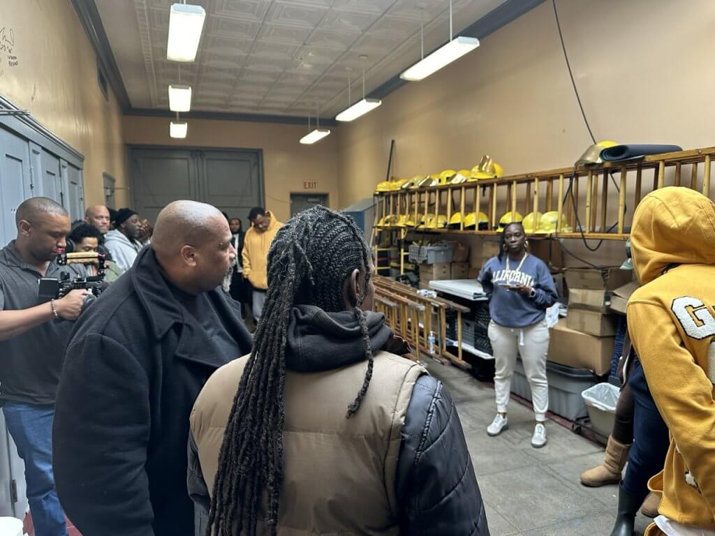 9EFB7FD5-04C5-4A55-B76A-F8A55E756AC9 Large