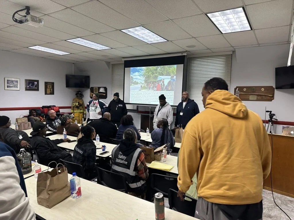 BF54E4AC-79F4-498C-952E-B96E0C94A29D Large