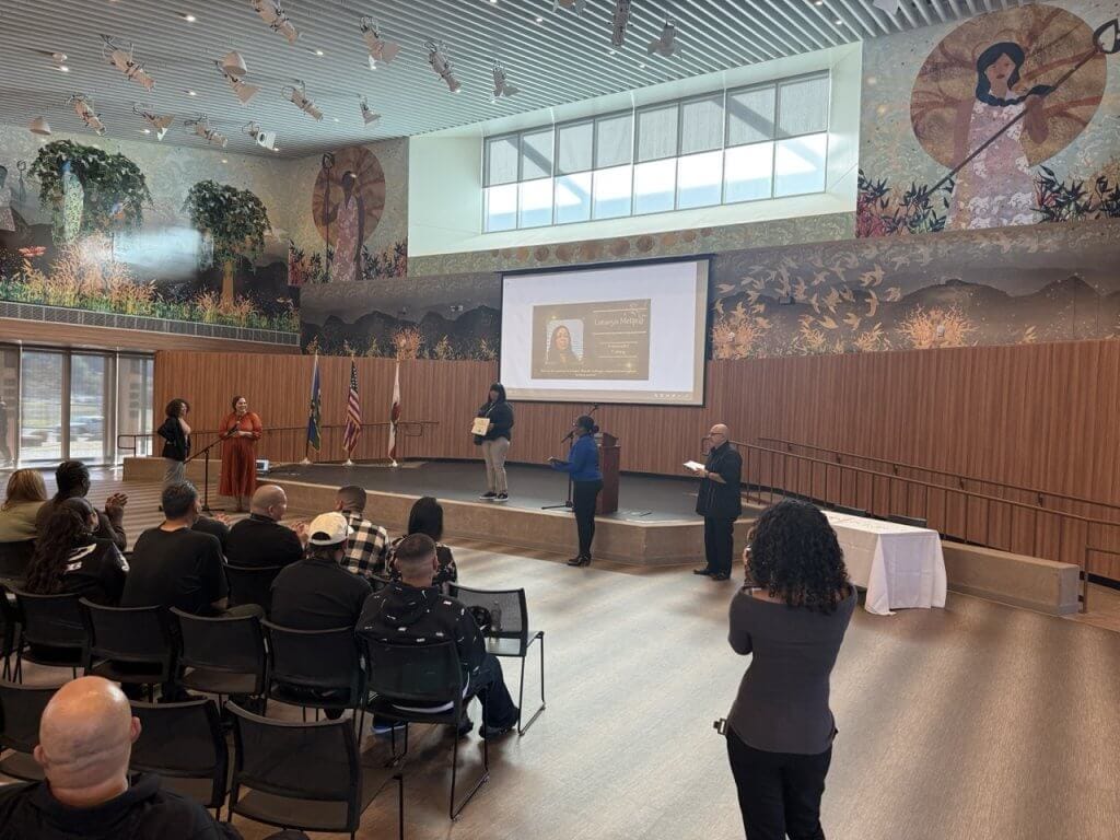 5AF95D0F-76C4-422C-A3DE-72D4AA7A2E41 Large